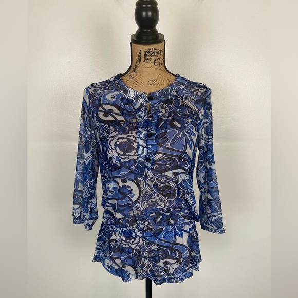 Chico's Travelers Sheer Beauty 3/4 Sleeves Floral Top Size 0 US Small Blue Mesh - Picture 1 of 10